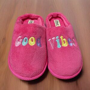 YOUTH dluxe by dearfoams Kids' Good Vibes Slide Slippers Hot Pink